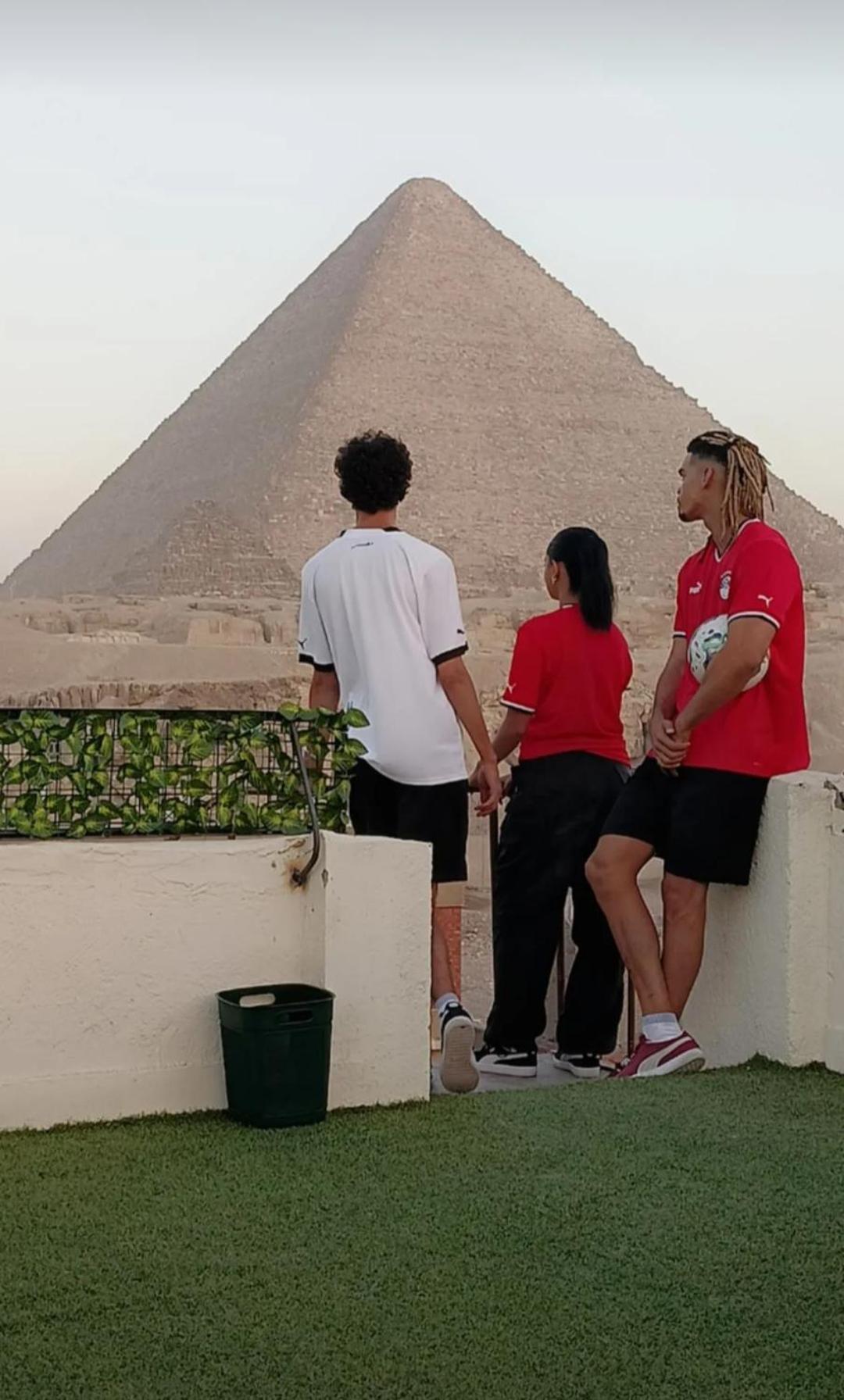 Solima Pyramids View Kafret el-Gabal Kültér fotó